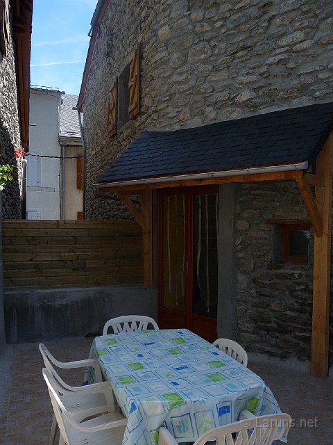 laruns_bourg_1.jpg - Entrée de l'appartement