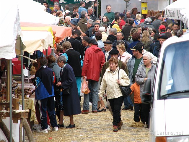 laruns_fromage4.JPG - Marché à l'ancienne