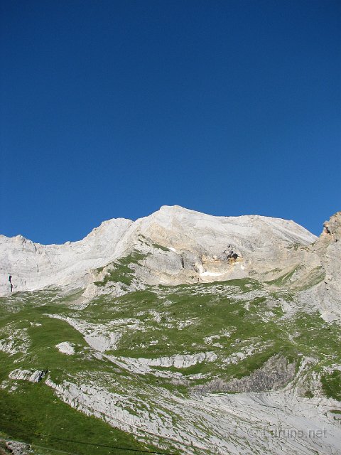 laruns_ger_1.jpg - Dans la montée de Gourette